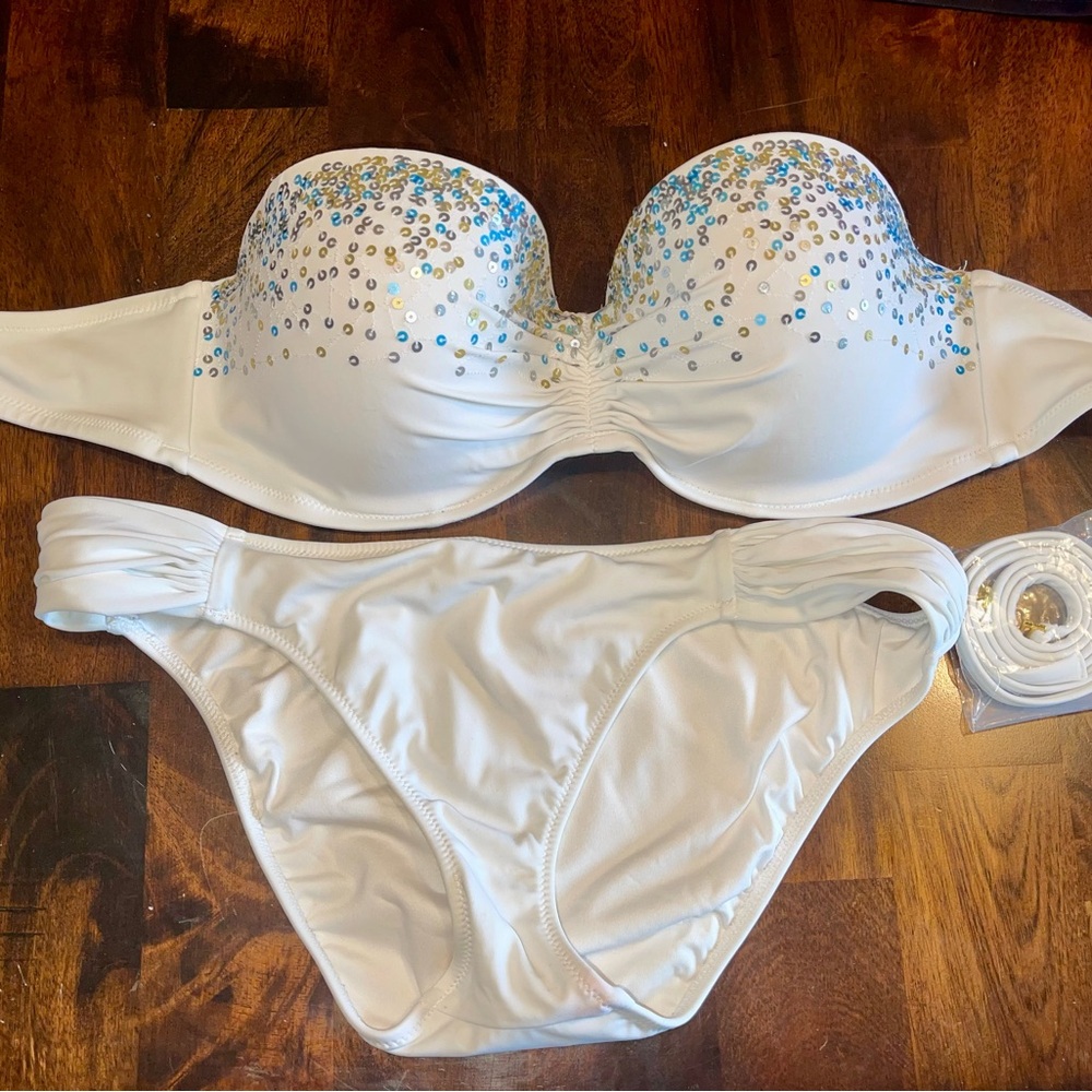 Victoria's Secret White Bra